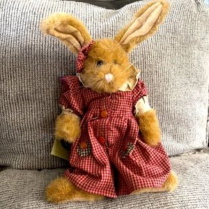 J.B. Bean & Associates Investment Collectables Boyds Collection Rabbit